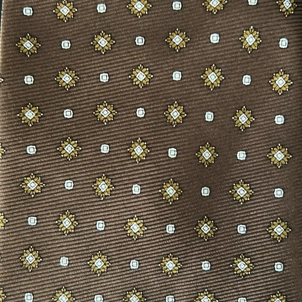 Bijoux Terner Cappuccino Brown Silk Tie, Gold & White Pattern, Perfect for Fall